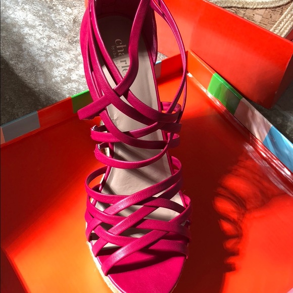 Charles David Wedge Heels - Picture 1 of 4